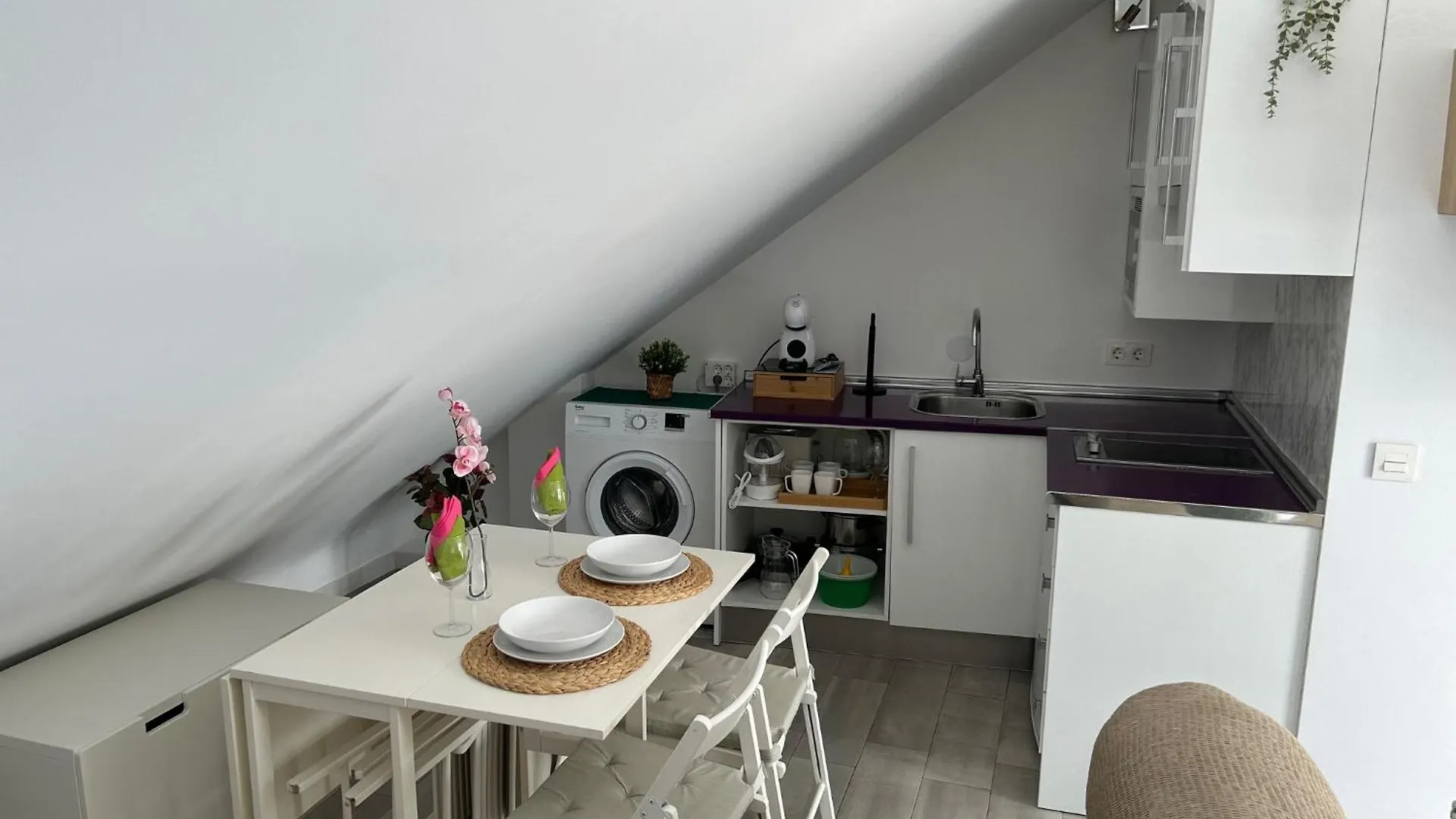 アパート New Loft Centro Arroyo De La Miel 1-2 Pax Wi-Fi 3 Planta -No Ascensor-アパートメント