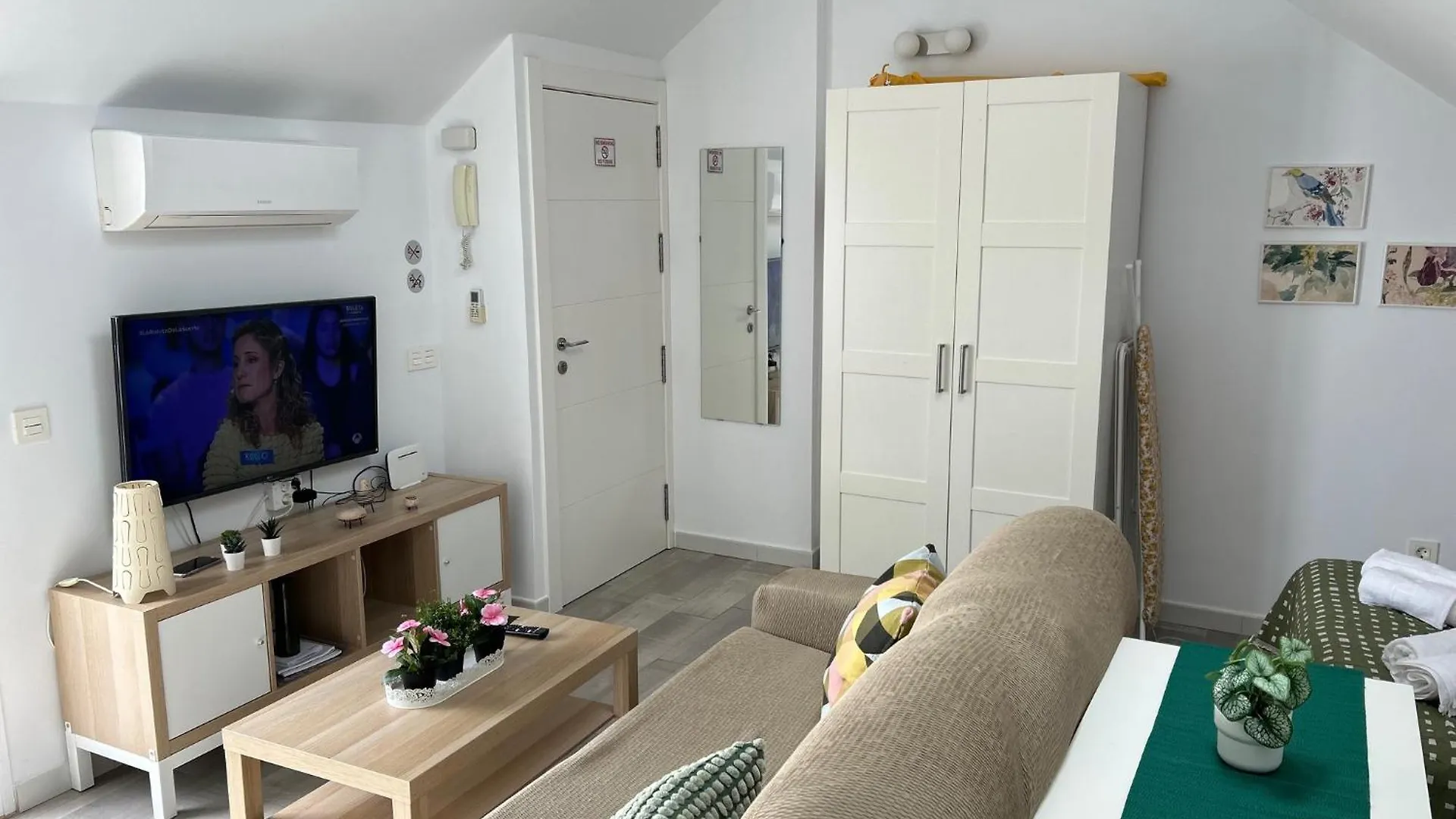 New Loft Centro Arroyo De La Miel 1-2 Pax Wi-Fi 3 Planta -No Ascensor- Apartment