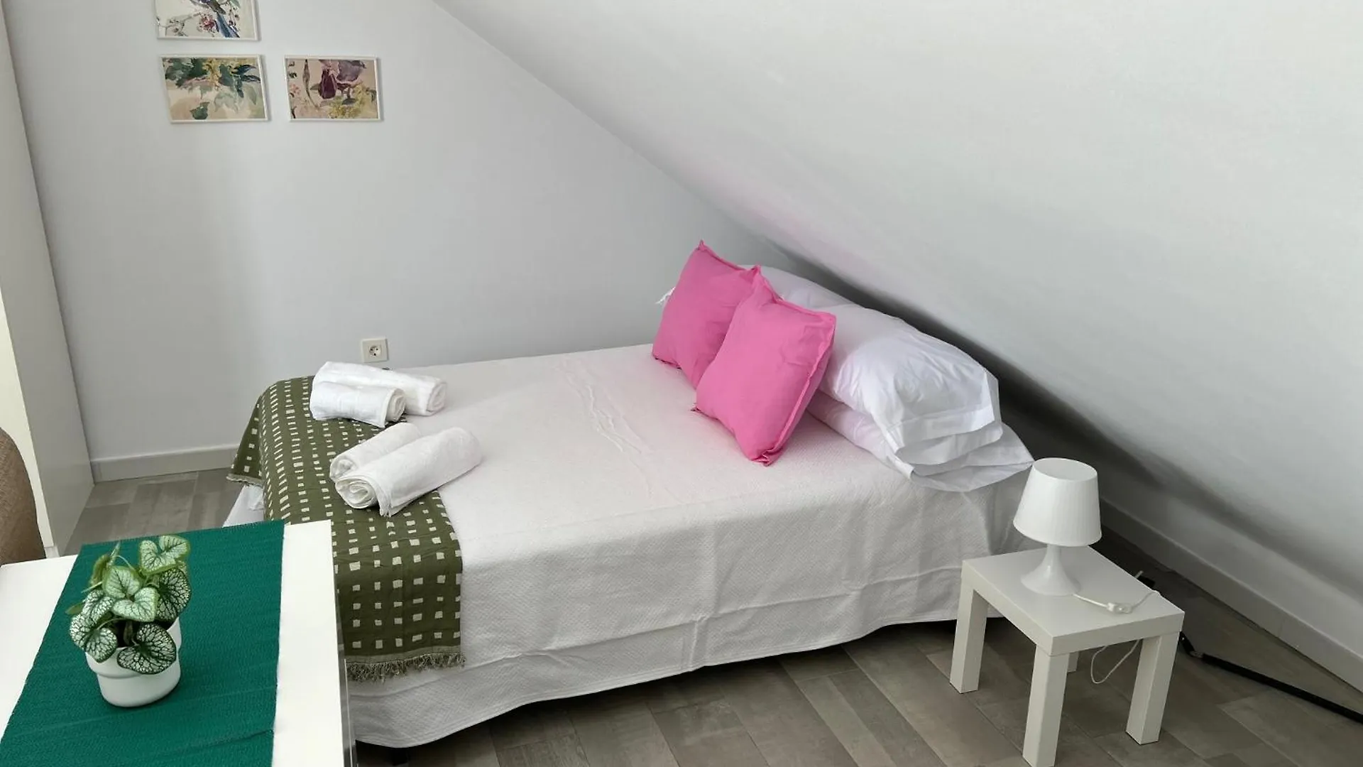 New Loft Centro Arroyo De La Miel 1-2 Pax Wi-Fi 3 Planta -No Ascensor- Apartment 0*,  Spain